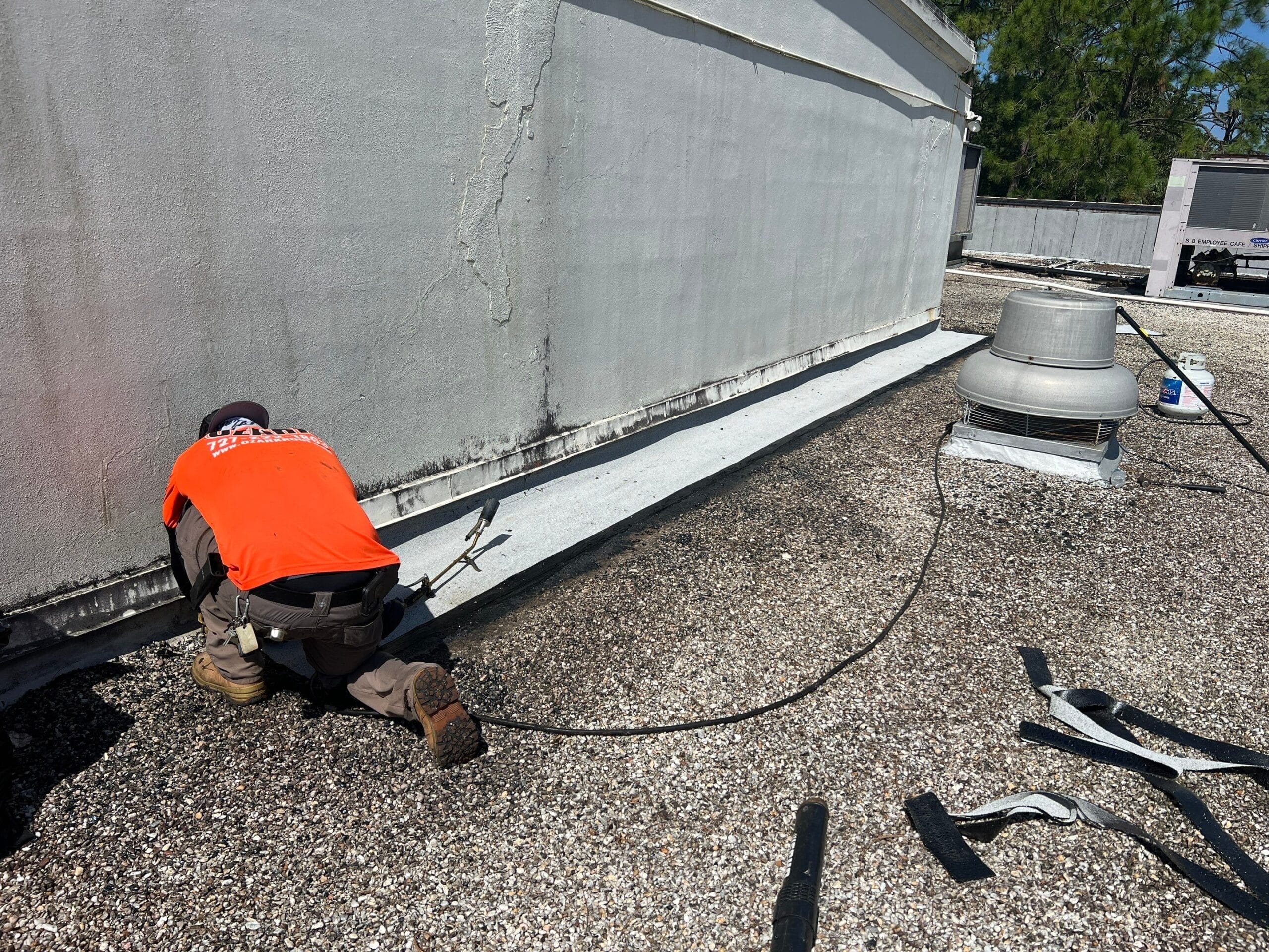 St. Petersburg and Tampa - commercial roof maintenance